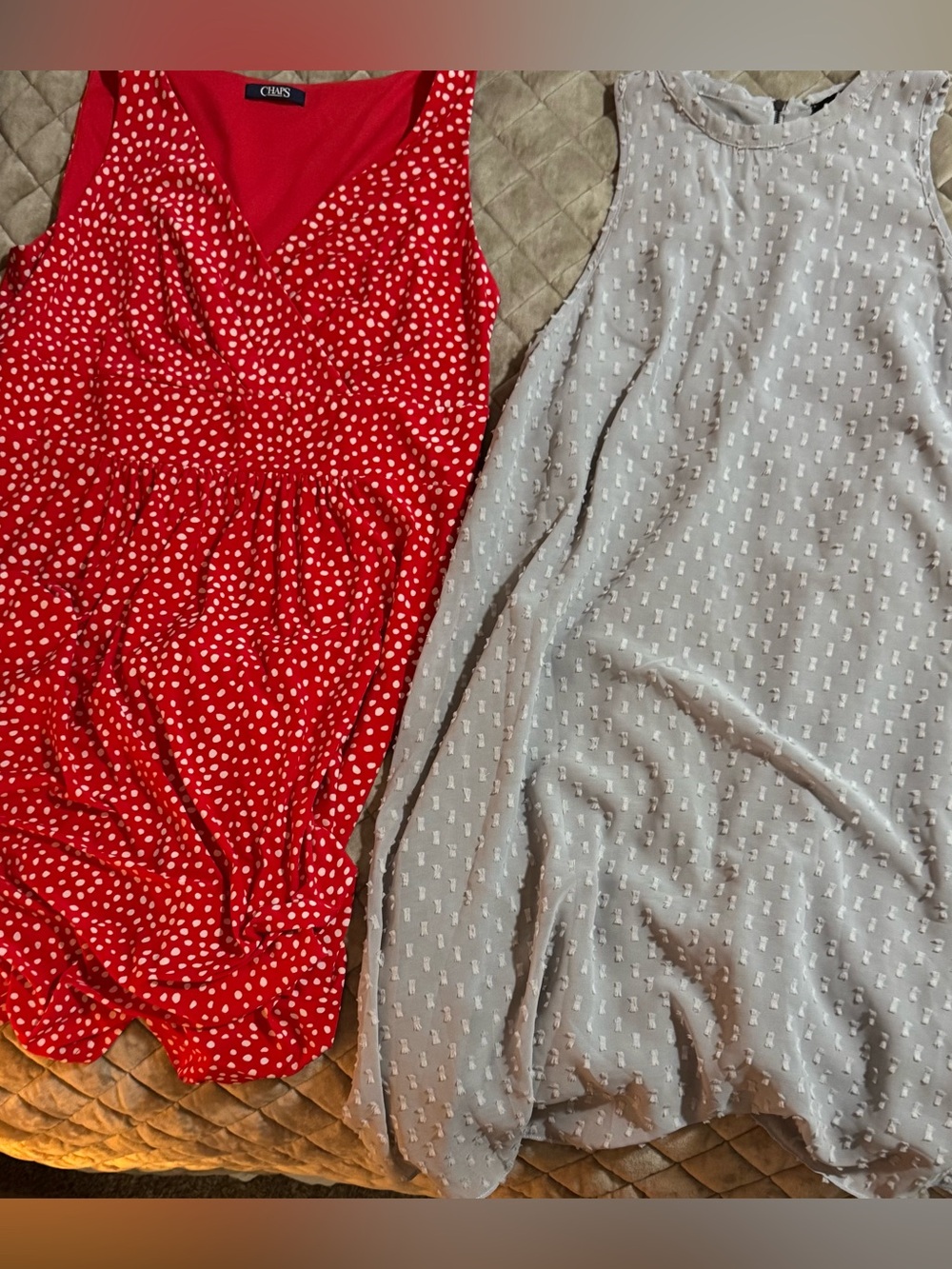 Red Polka Dot Sleeveless Dress + Light Gray Textured Shift Dress Bundle